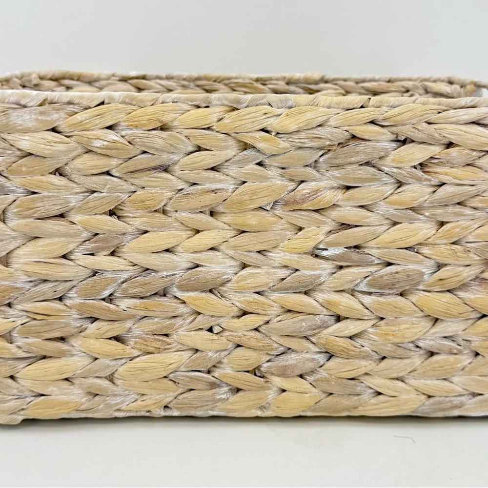 Tommy Bahama White Wash Wicker Rectangle Basket 13.5 L‎ x 8.5 W x 7.5 H New NWT